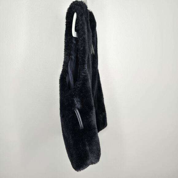 RACHEL ZOE Girl's Black Faux Fur Vest Size 7/8 - Picture 4 of 9